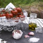 ing.tomatoes-garlic-and-salt