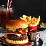 lis-parsons-classic-burger