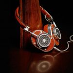 05-david-arky-photographer-master-and-dynamic-headphones