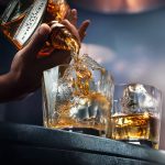 philsills-bourbonpour-drinks-photography